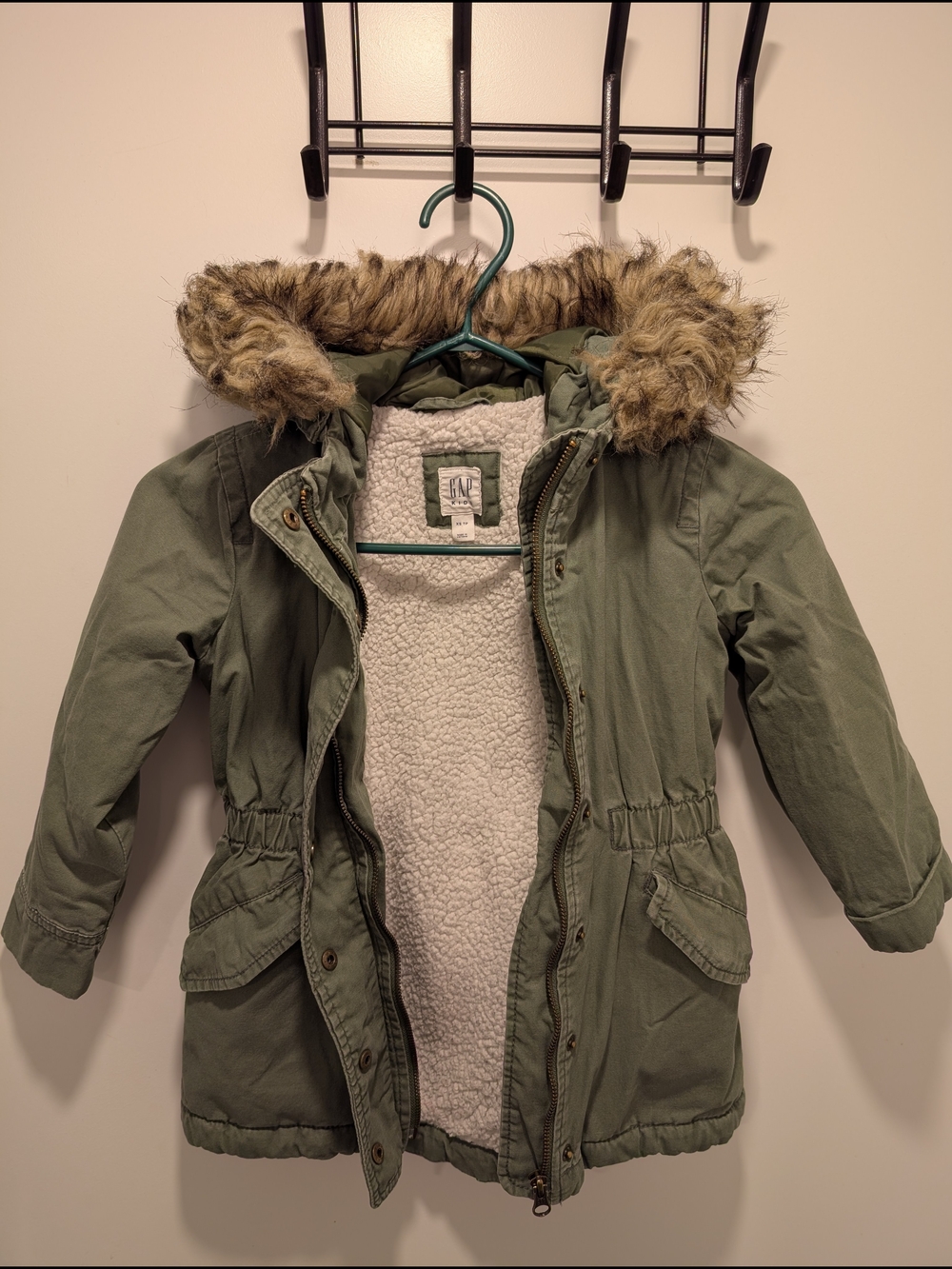 GAP Kids Girl's XS Olive Green Parka Jacket with Cream Sherpa Lining